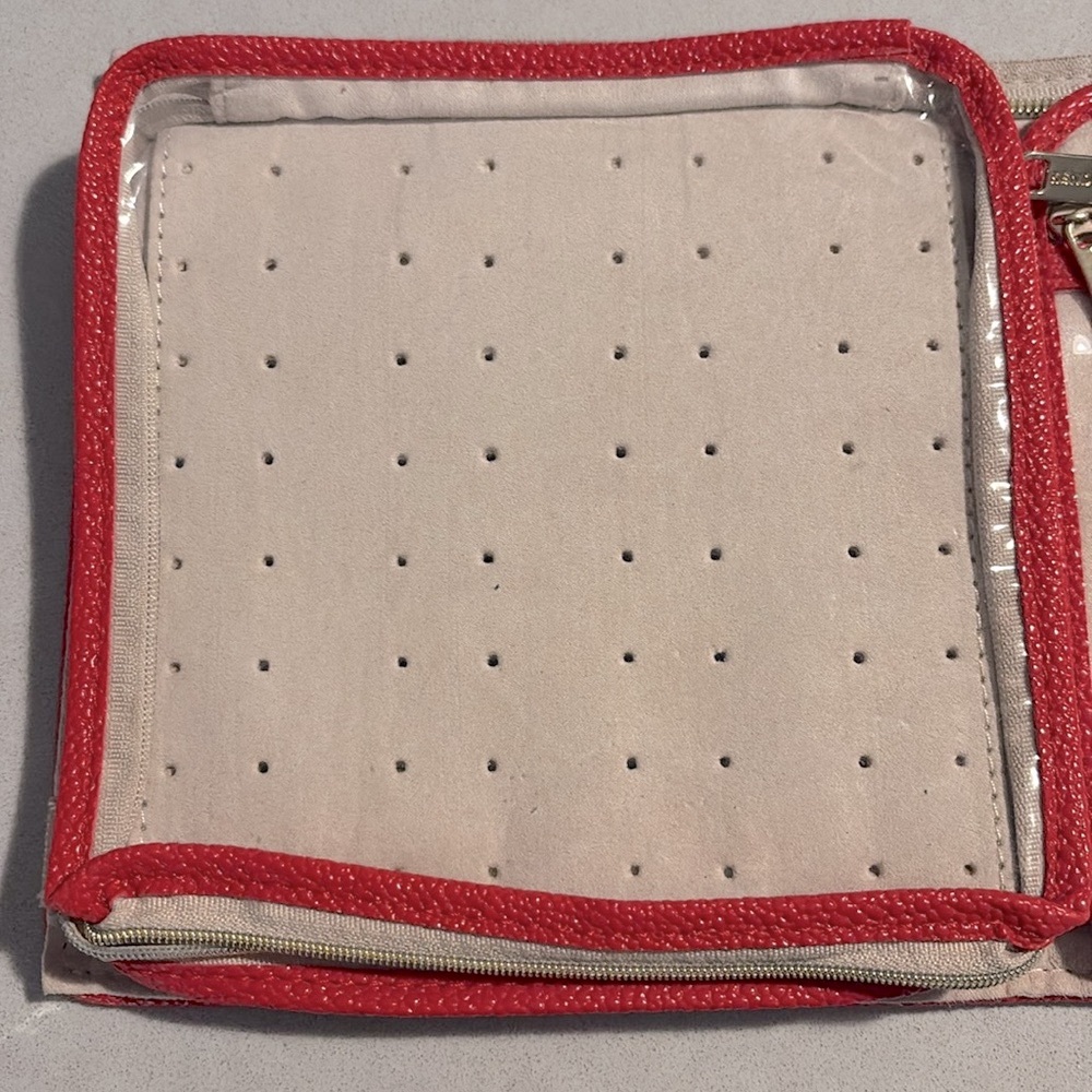 [Kendra Scott] Getaway Collection Red Leather Sectional Travel Jewelry Organizer - Picture 7 of 12